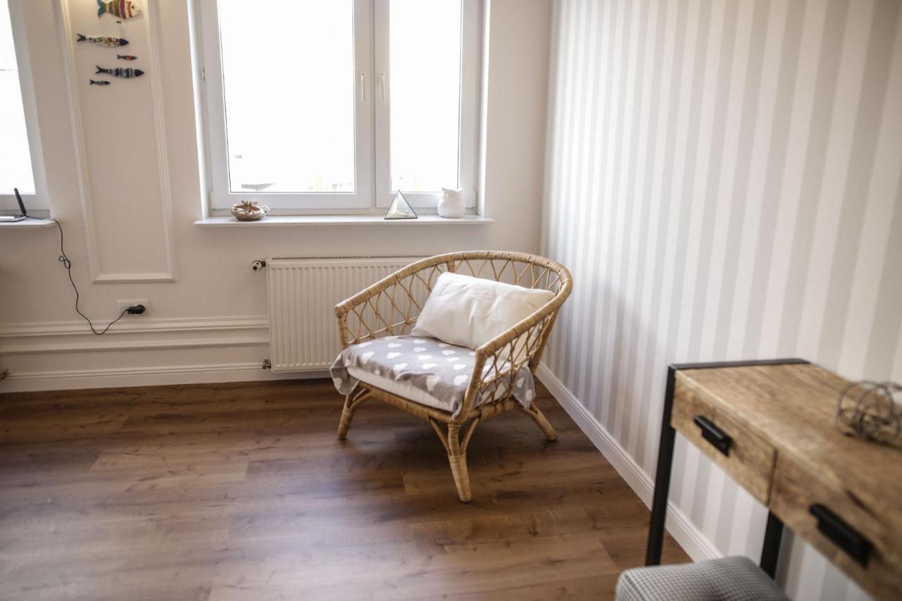 Apartament Biala Sowa - Weisse Eule Apartment Kołobrzeg Exteriör bild
